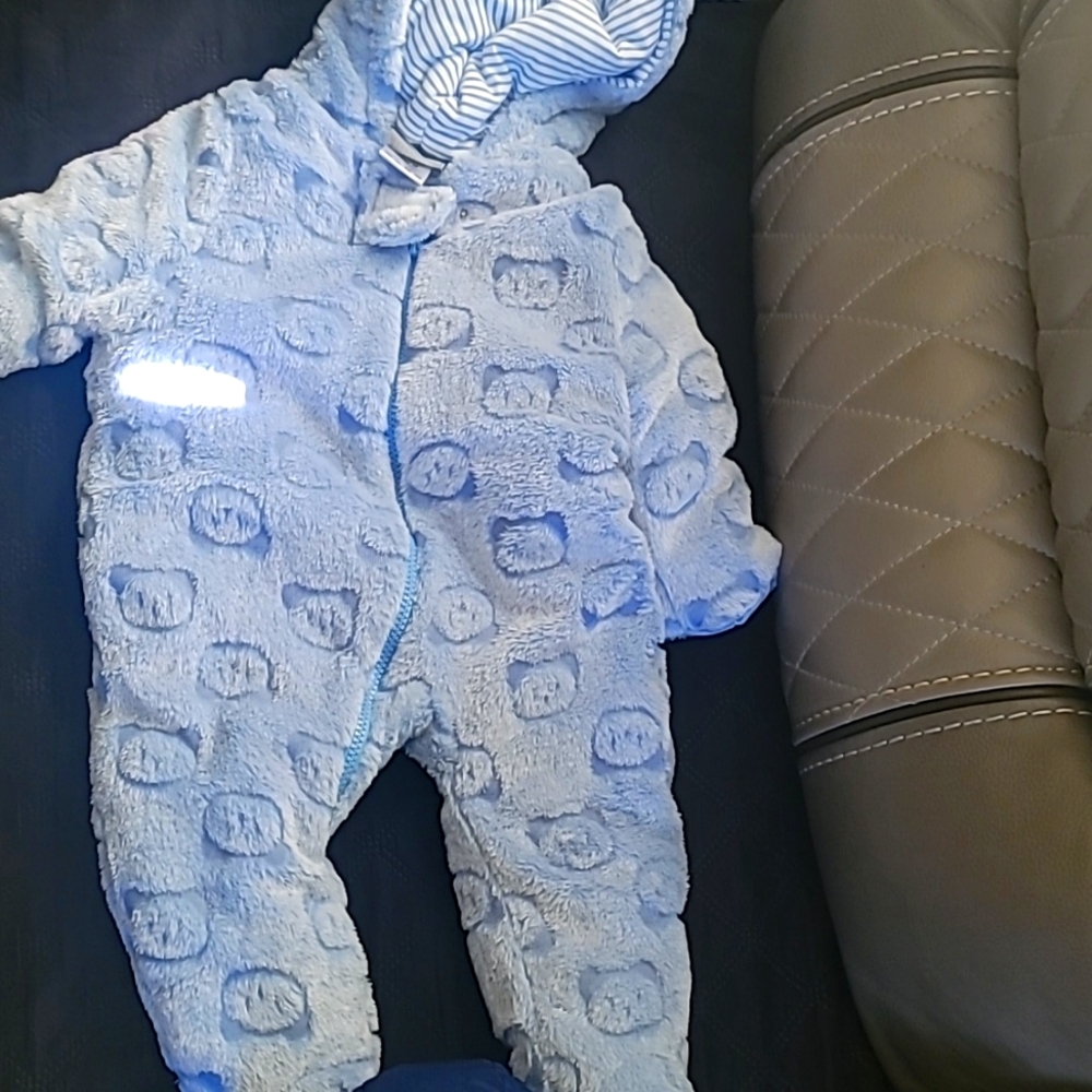 Bundle of 3 primero suit
